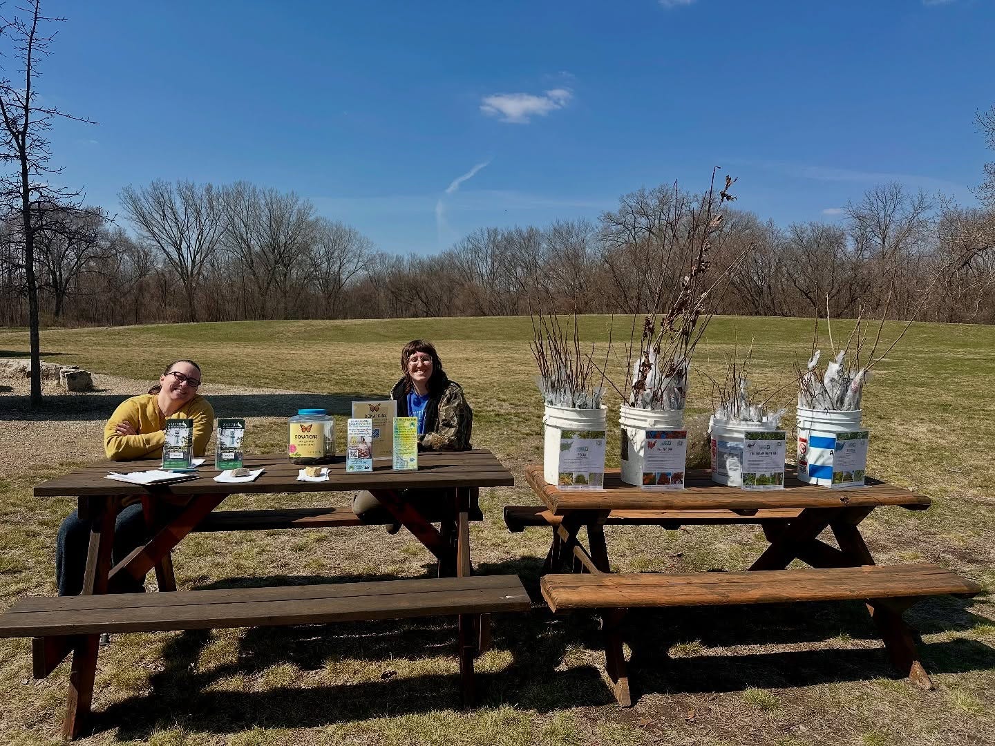Earth Day giveaway offers 300+ oak saplings to area residents
