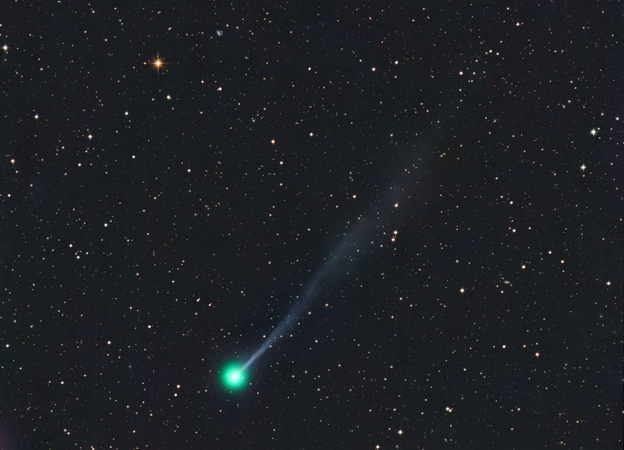 Comet C/2025 R3 (PanSTARRS) is brightening in the night sky in April. Here's when and how to see the buzzworthy celestial show.