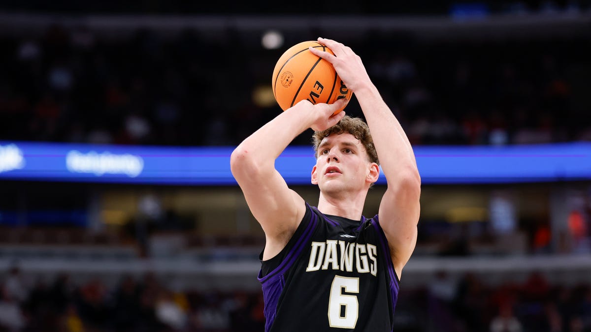 Ο πρωτοετής φοιτητής της Ουάσινγκτον, Χάνες Στάινμπαχ, κάνει γνωστά τα σχέδια του ΝΒΑ για το 2026