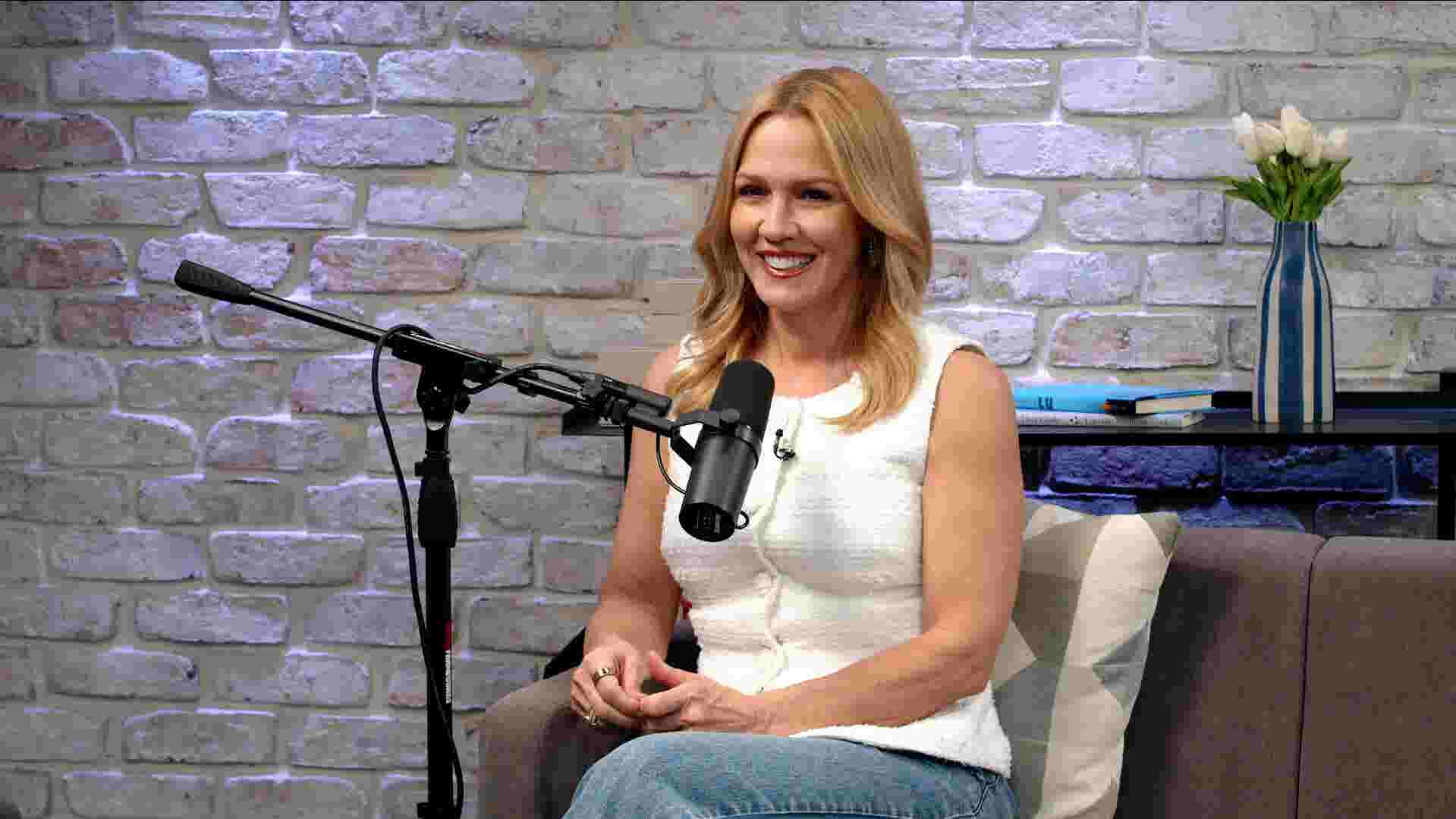 Smoking during scenes? Jennie Garth on the ‘Beverly Hills, 90210’ set.