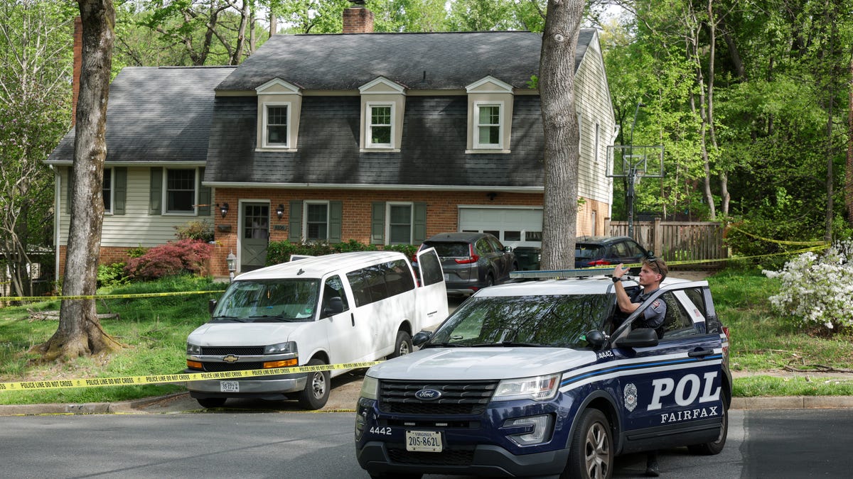Former Virginia lieutenant governor and wife found dead