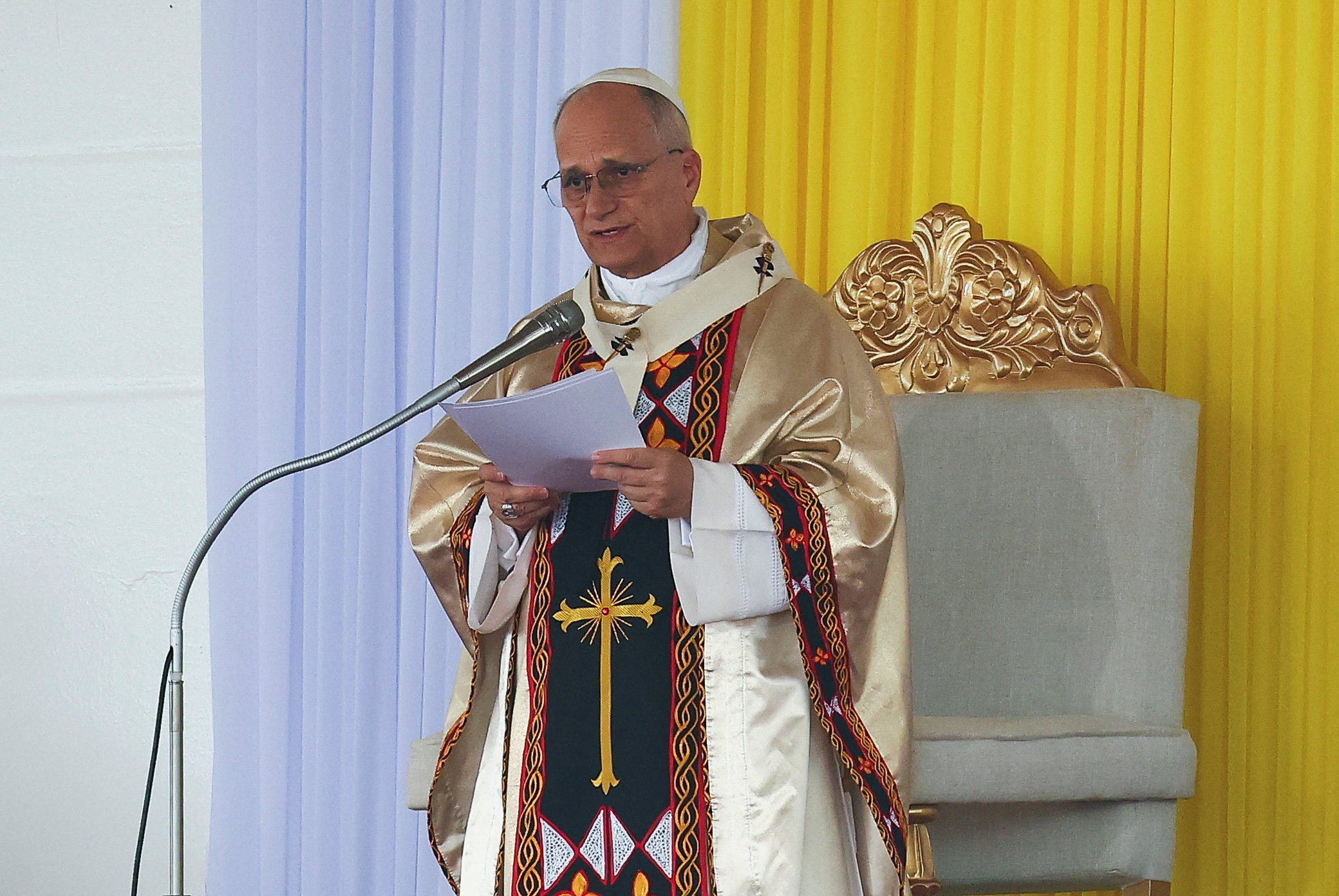 U.S., Israel, and Iran Conflict Persists After Failed Peace Talks and Strait of Hormuz Blockades