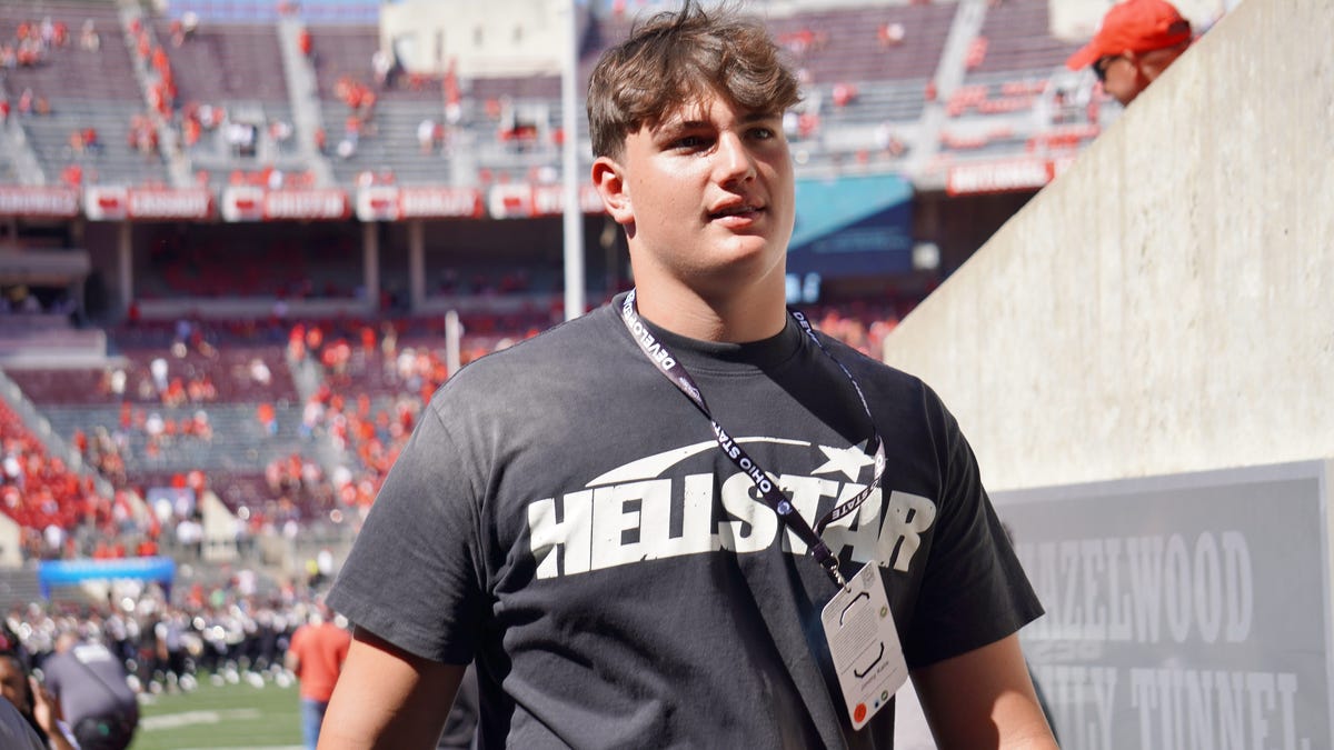 كرة القدم في ولاية أوهايو تهبط لاعب الخط ذو الأربع نجوم جيمي كاليس