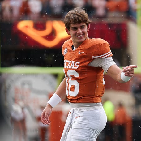 AUSTIN, TEXAS - NOVEMBER 01: Arch Manning #16 of the Texas Longhorns reacts during the fourth quarter of the game against the Vanderbilt Commodores at Darrell K Royal-Texas Memorial Stadium on November 01, 2025 in Austin, Texas. (Photo by Kenneth Richmond/Getty Images)