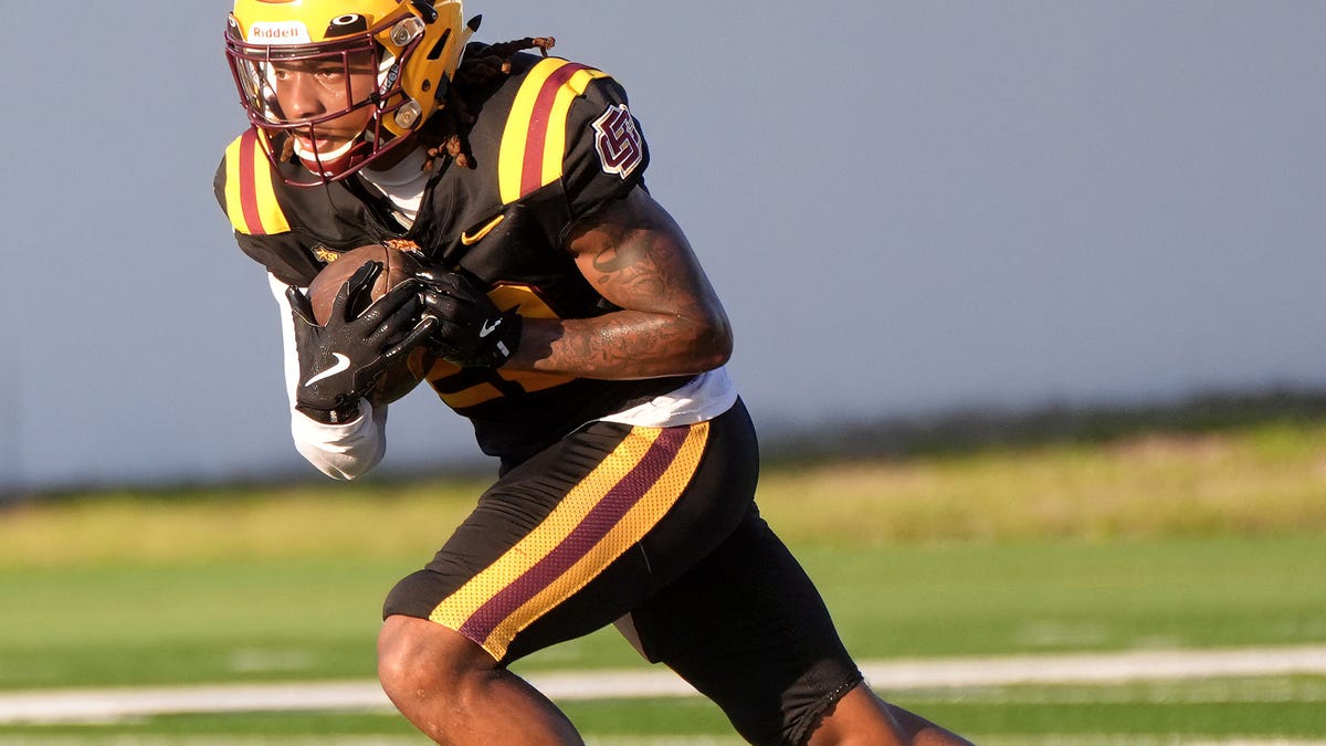 مارون يتفوق على الذهب في مباراة ربيع 2026 لفريق Bethune-Cookman لكرة القدم