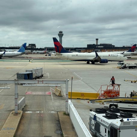 Delta Air Lines and United Airlines planes at Chicago O'Hare International Airport.