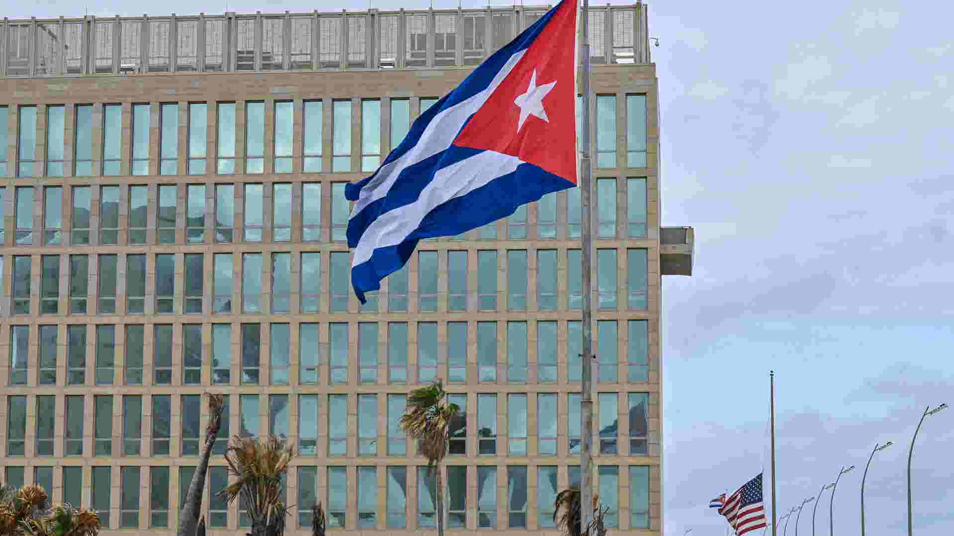 https://www.gannett-cdn.com/authoring/authoring-images/2026/04/20/USAT/89708866007-20260420-vpc-us-two-week-deadline-with-cuba-thumb-00-00-00-00-still-003.jpg?crop=1919,1079,x0,y0&quality=10