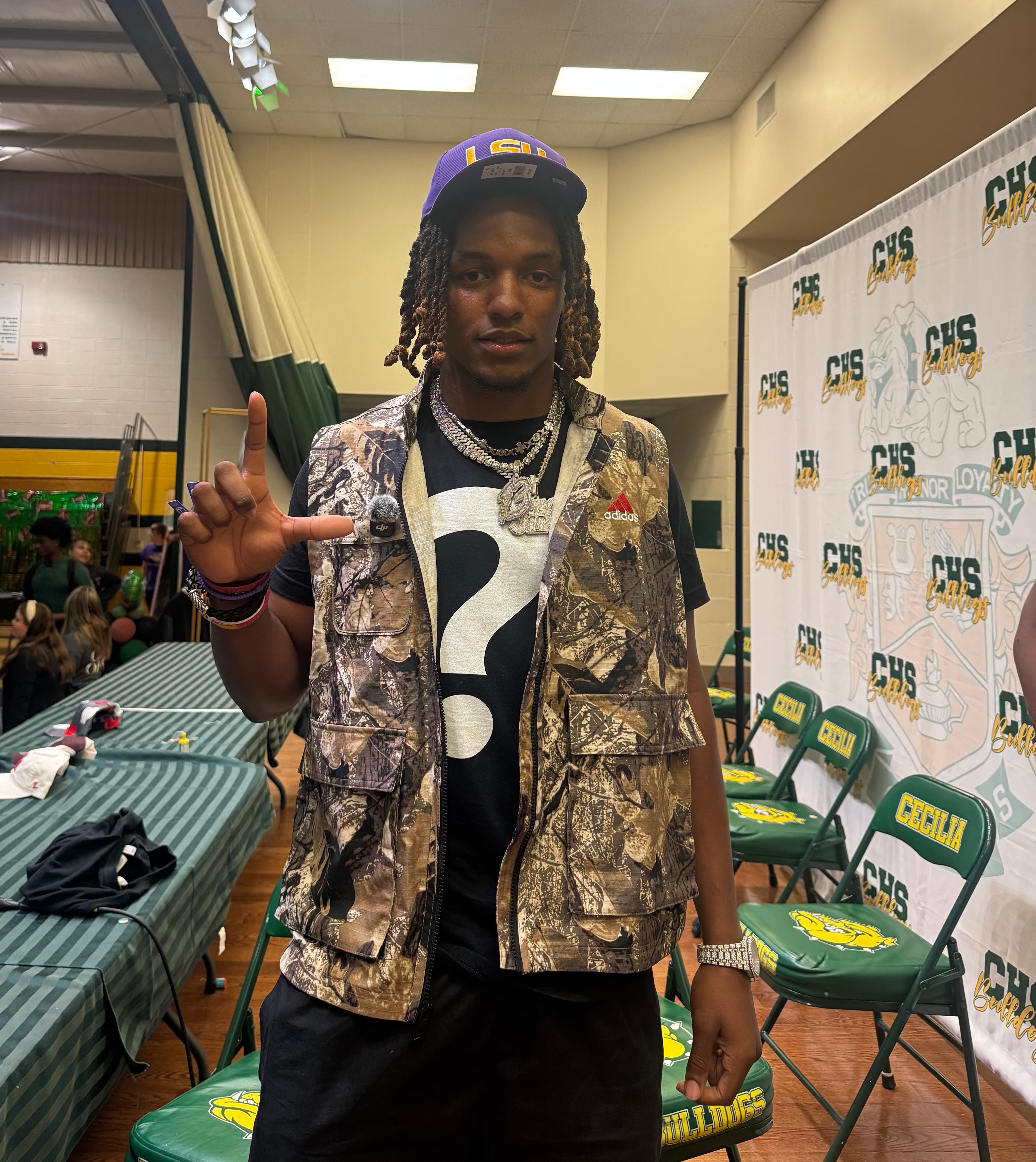 Cecilia’s 4 star WR Braylon Calais announces his commitment to this SEC program