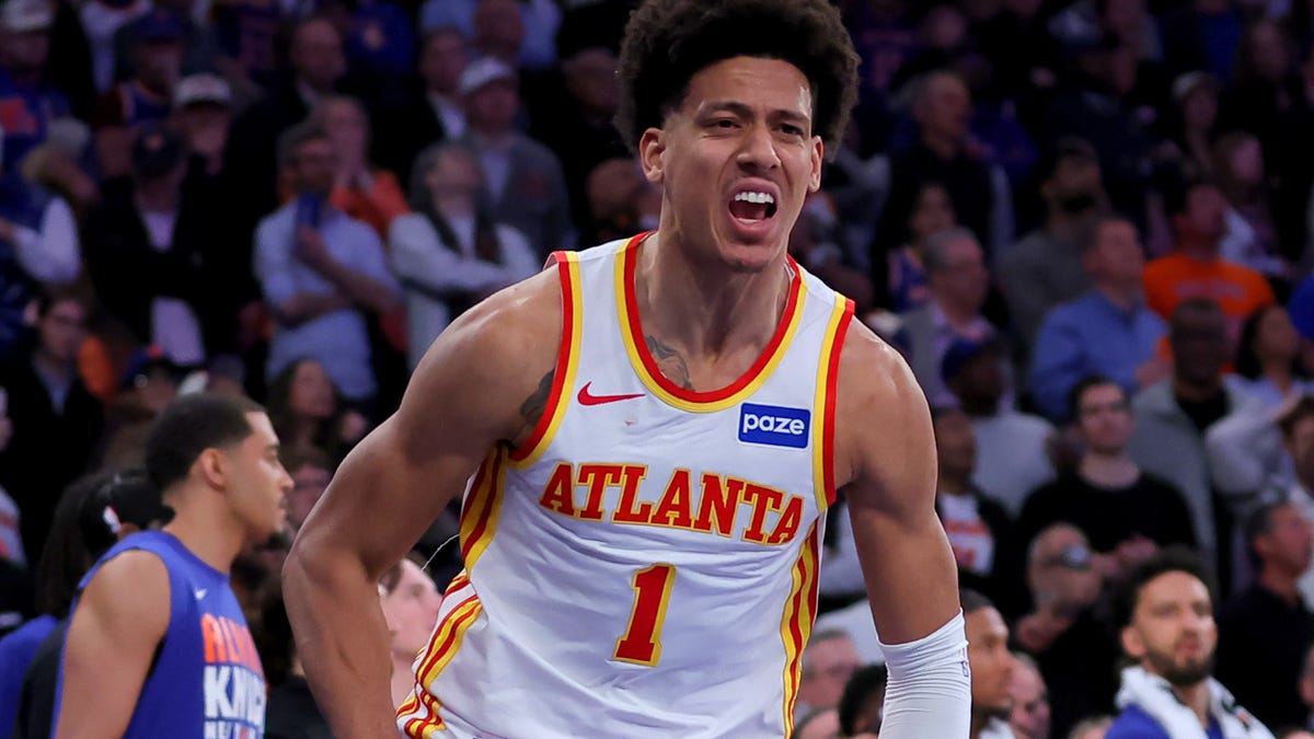 Hawks' Fourth‑Quarter Shooting Surge Fuels Playoff Upset Over Knicks