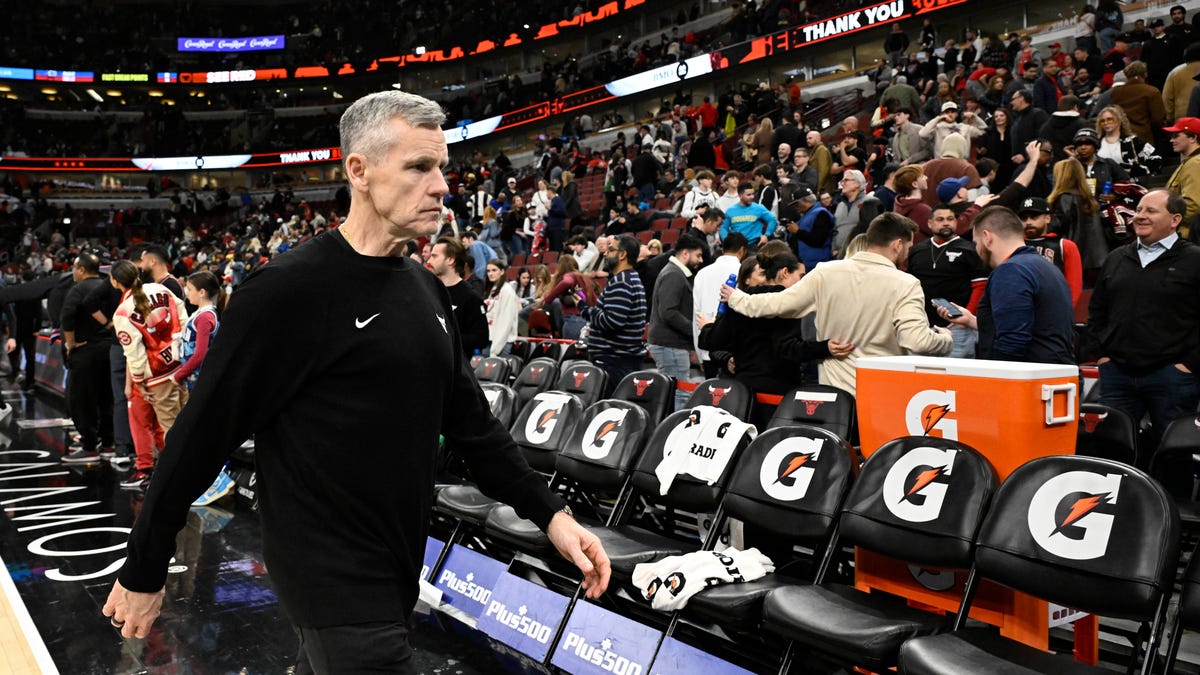 Billy Donovan Steps Down as Bulls Coach After Six Seasons Amid Front-Office Overhaul