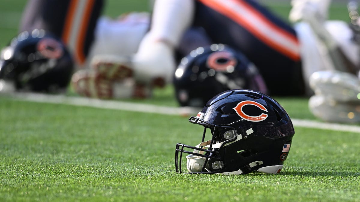 Pritzker Pushes Senate to Pass Megaprojects Bill for Bears Stadium