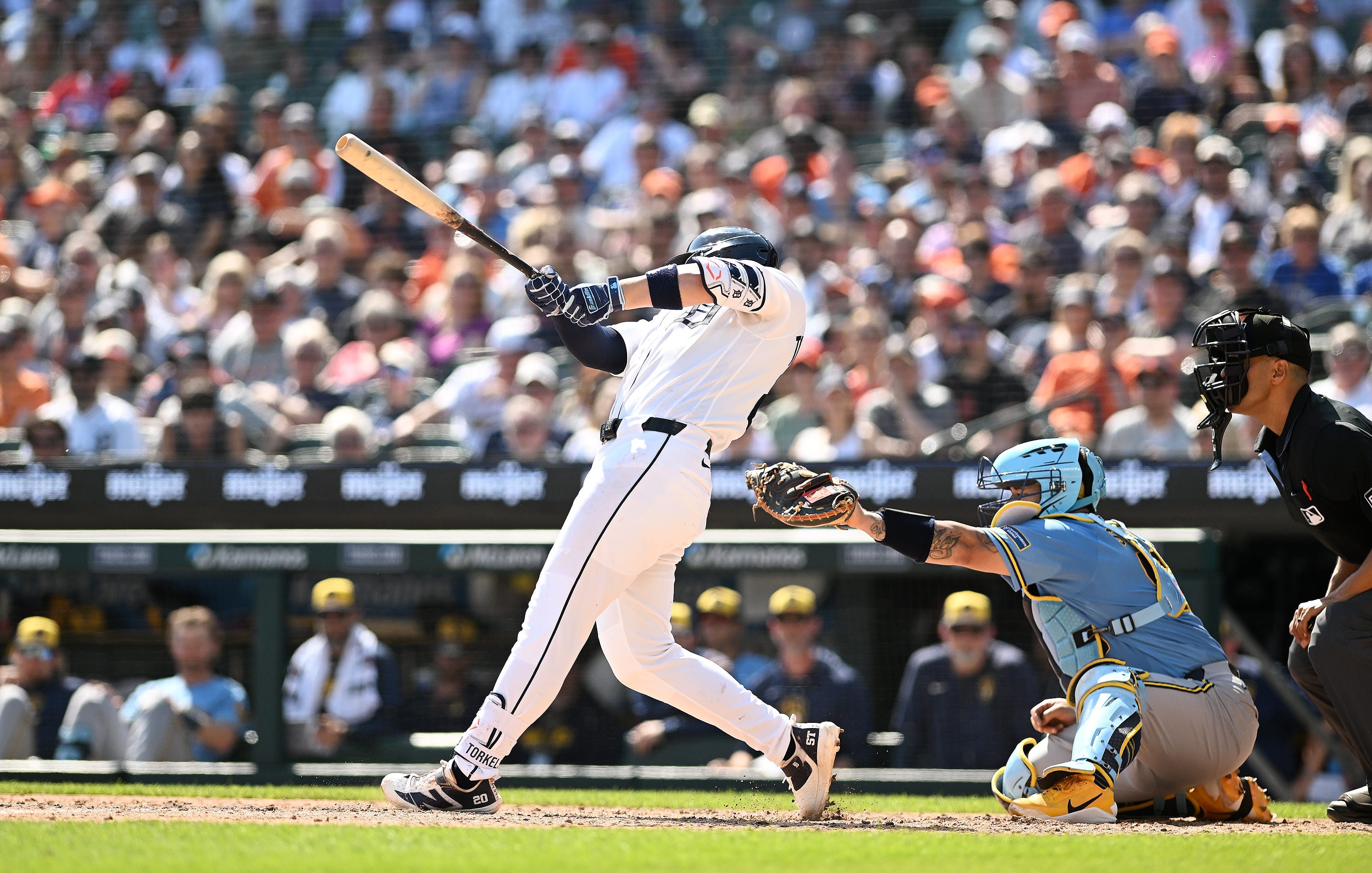 Torkelson ties Tigers HR streak with 5-game surge