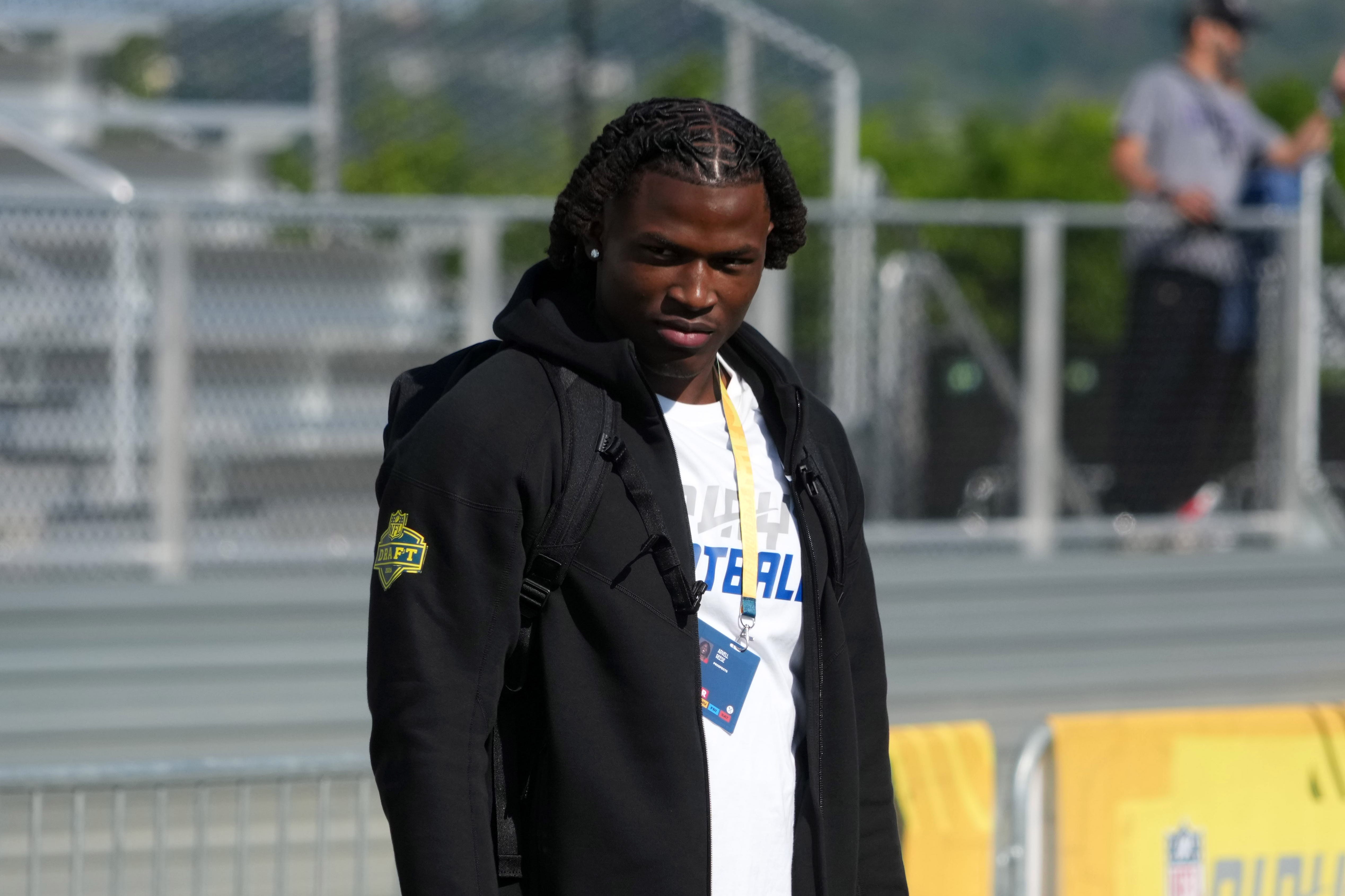 Rumored Chiefs target Arvell Reese reveals preparation for the NFL