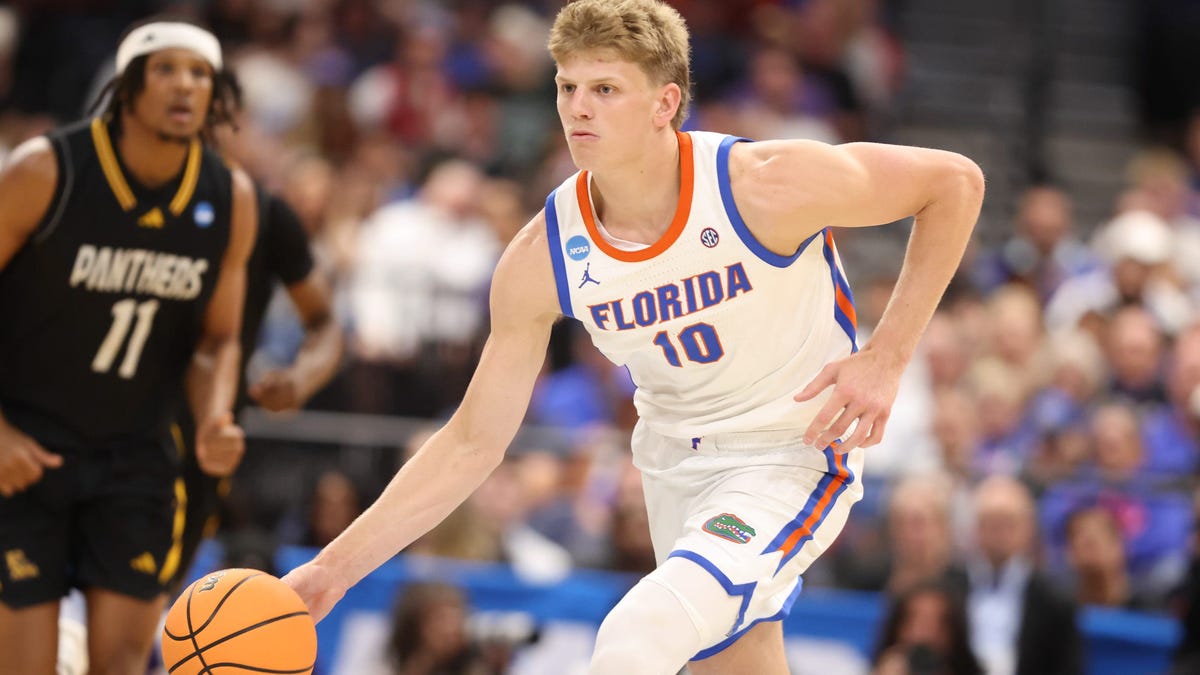 College Stars Stay in School as NIL Earnings Outpace NBA Rookie Pay