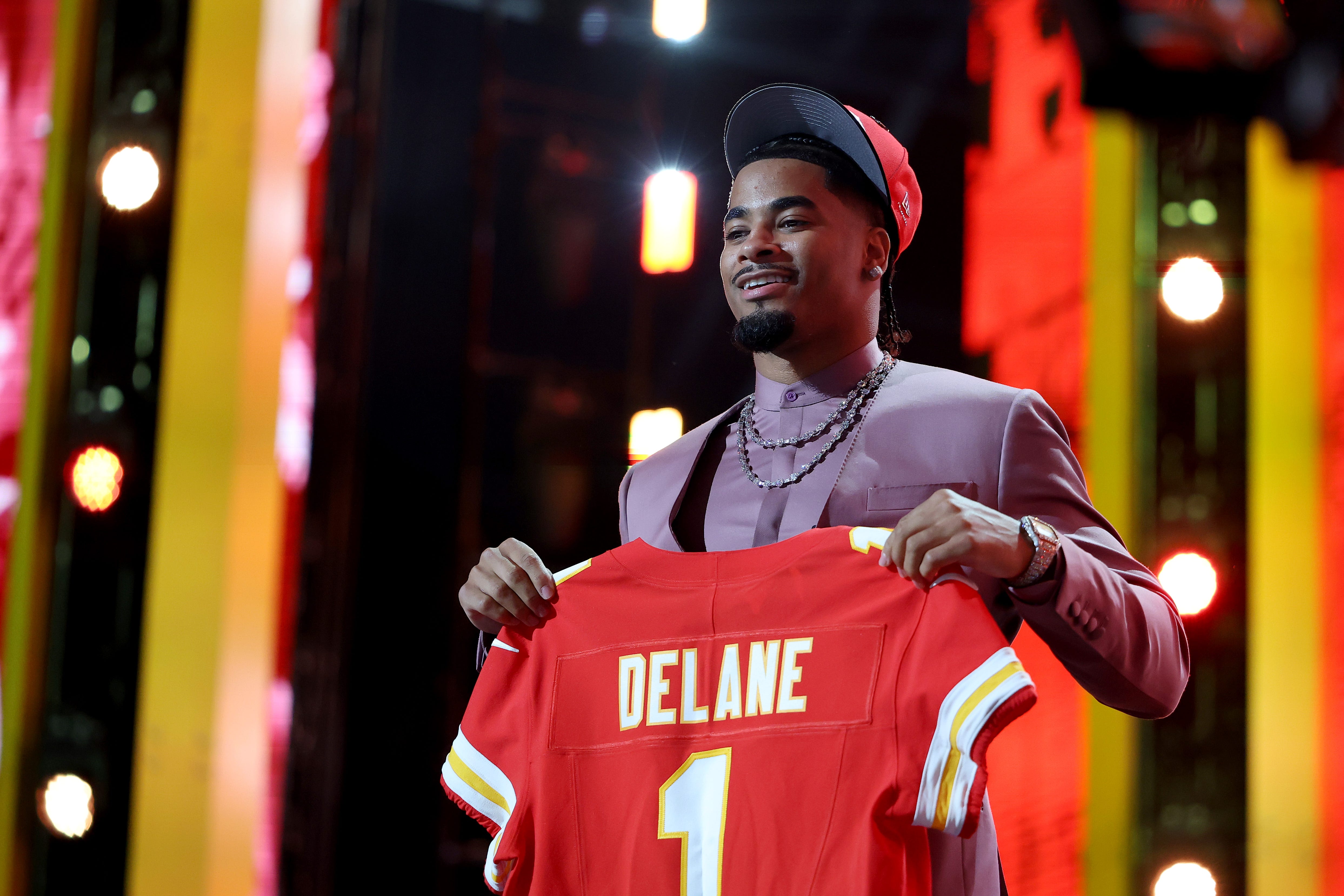 Mansoor Delane goes to Chiefs in NFL Draft: Social media reacts