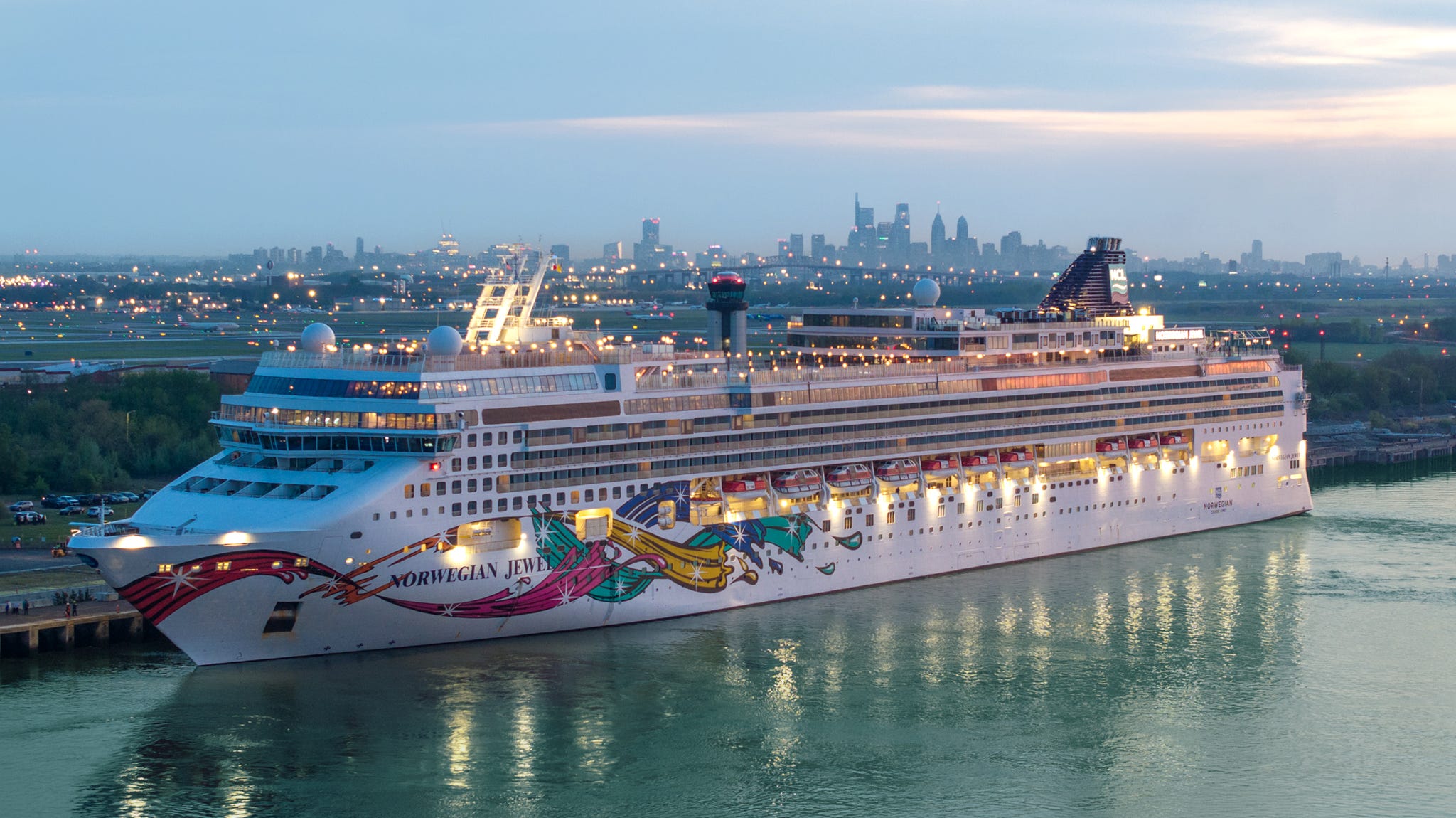 https://www.gannett-cdn.com/authoring/authoring-images/2026/04/24/USAT/89771309007-ncl-jewel-philadelphia-cruisearrivalmorning-19-edit.jpg?auto=webp&crop=2043,1148,x0,y0&format=pjpg&width=1200