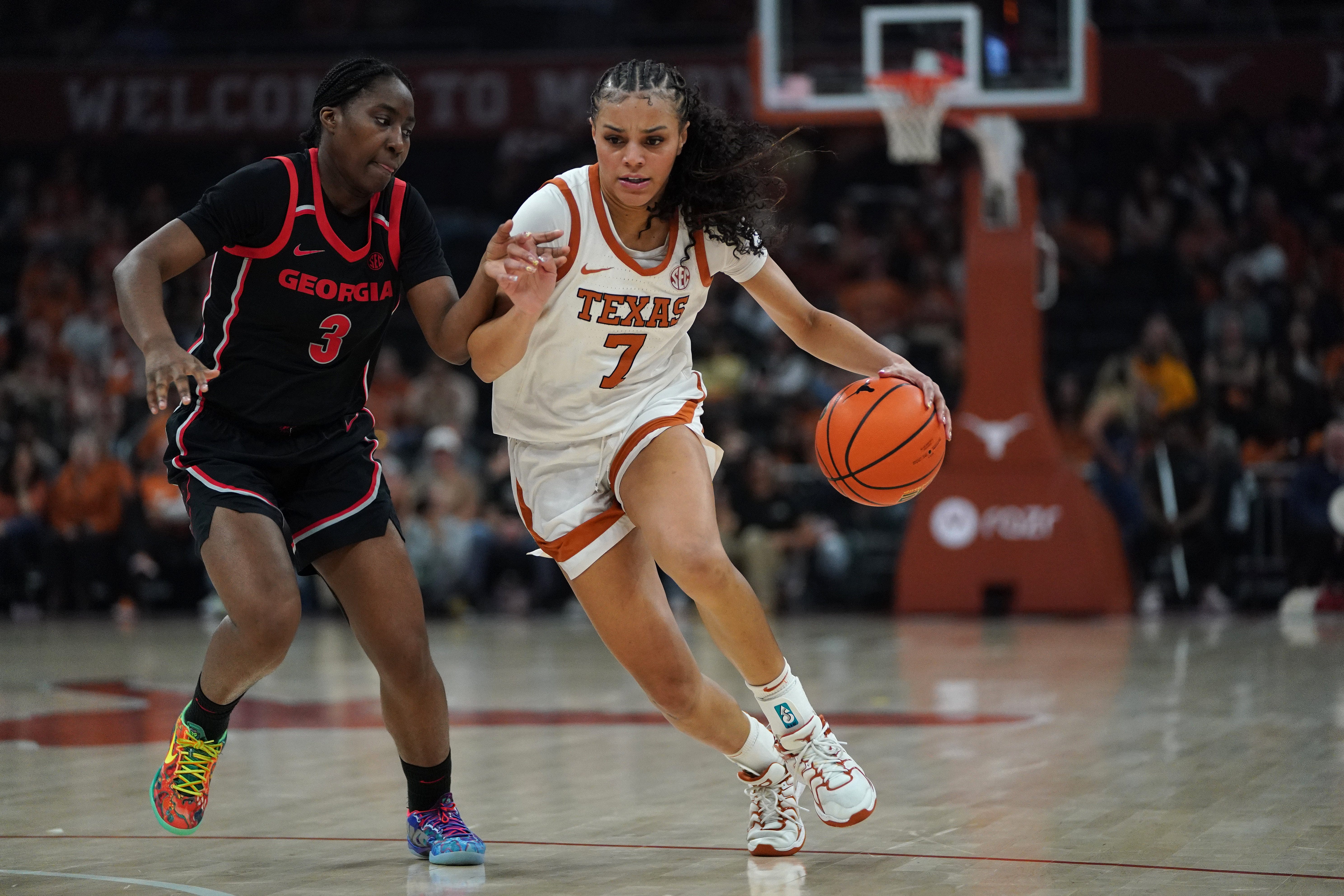 Dani Carnegie to Iowa and Jordan Lee to South Carolina are among the best transfer portal fits in women's college basketball this offseason.