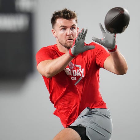 Ohio State Buckeyes tight end Max Klare catches a ball during Pro Day for NFL scouts on March 25 at the Woody Hayes Athletics Center.