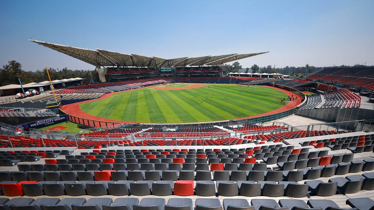 Players practicing in Mexico City