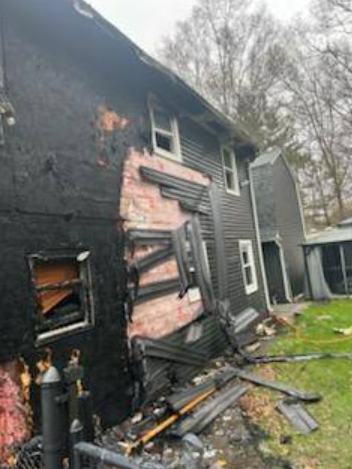 Charlton fire damages home, displaces residents