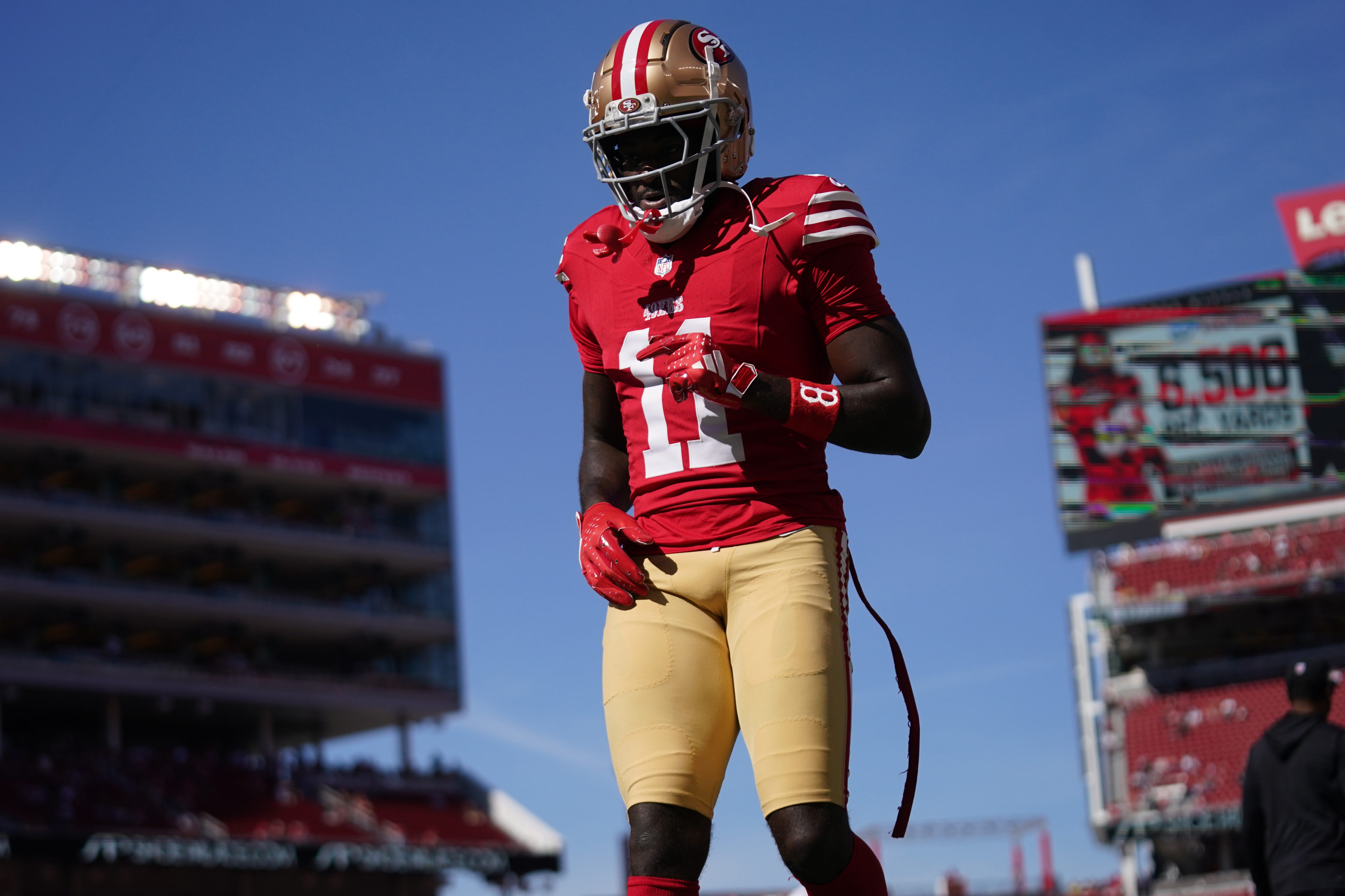 The 49ers want to trade WR Brandon Aiyuk. They haven't yet found a partner, but John Lynch isn't giving up yet on doing so.