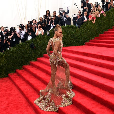 Beyoncé arrives at the 2015 Metropolitan Museum of Art's Costume Institute Gala benefit May 4, 2015 in New York.