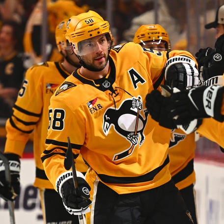 Pittsburgh Penguins defenseman Kris Letang (58) celebrates with second period goal against the Philadelphia Flyers.
