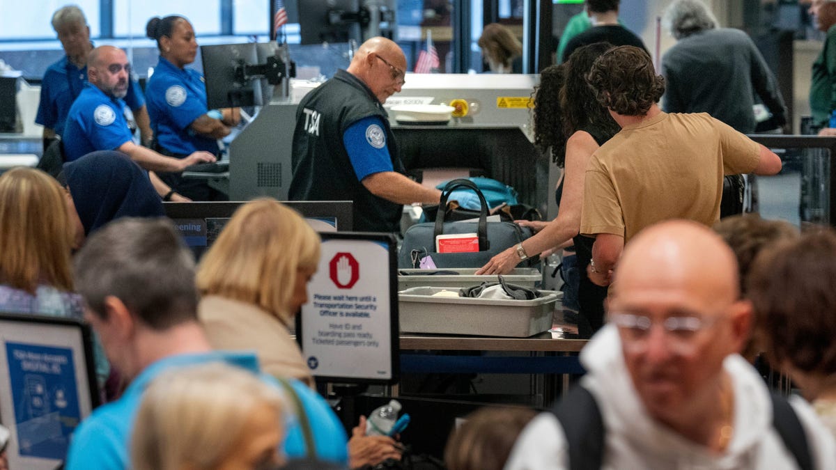 Record-Long DHS Shutdown Continues as Funding Standoff Persists