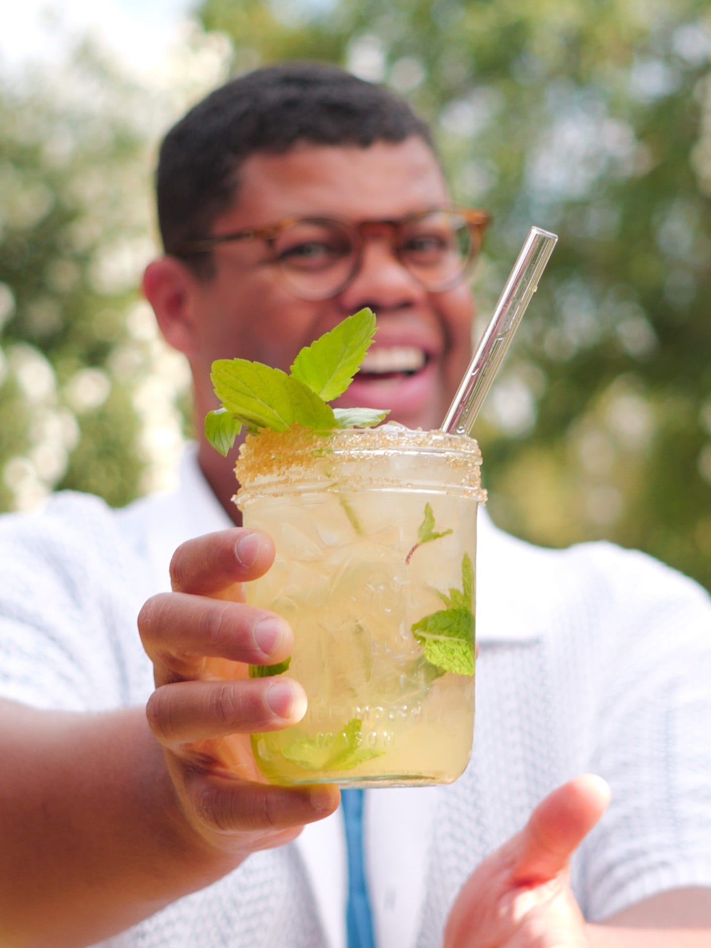 https://www.gannett-cdn.com/authoring/authoring-images/2026/04/30/USAT/89876503007-howtowatchkentuckyderby-2026-mintjuleppartyideas-p-1023891.jpg?auto=webp&crop=1438,809,x0,y612&format=pjpg&width=1200
