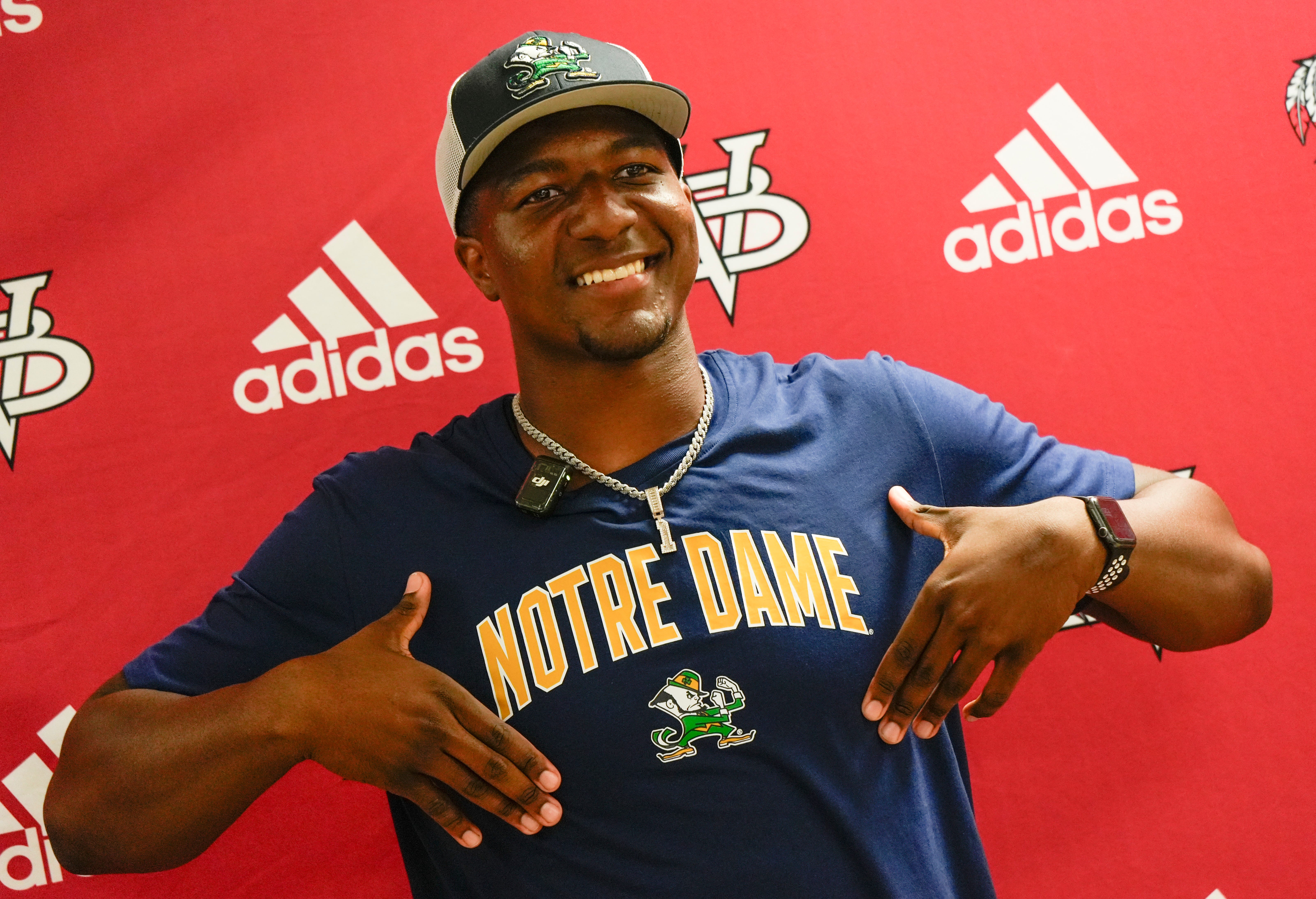 Vero Beach quarterback Champ Monds commits to Notre Dame
