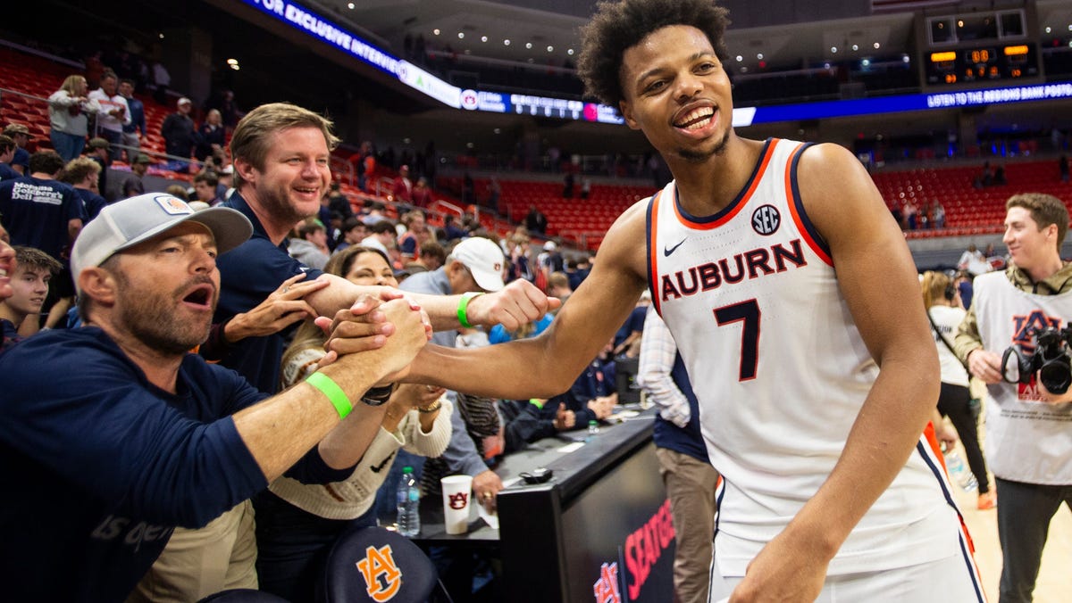 Keyshawn Hall Earns 2026 NBA Combine Invite After 19.3-Point Auburn Season