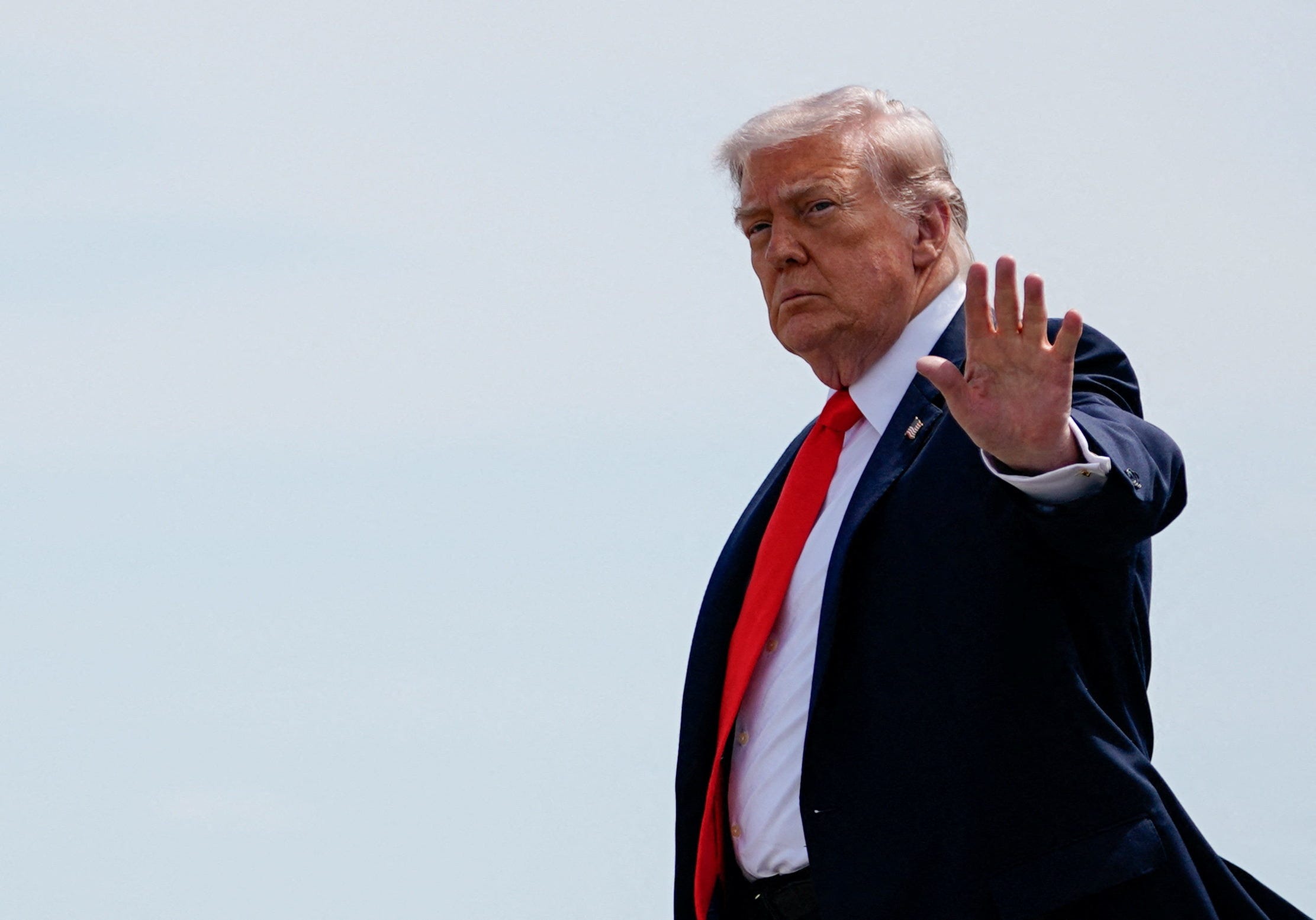 https://www.gannett-cdn.com/authoring/authoring-images/2026/05/01/USAT/89897408007-trump-hostilities-iran.JPG?auto=webp&crop=2222,1250,x0,y0&format=pjpg&width=1200