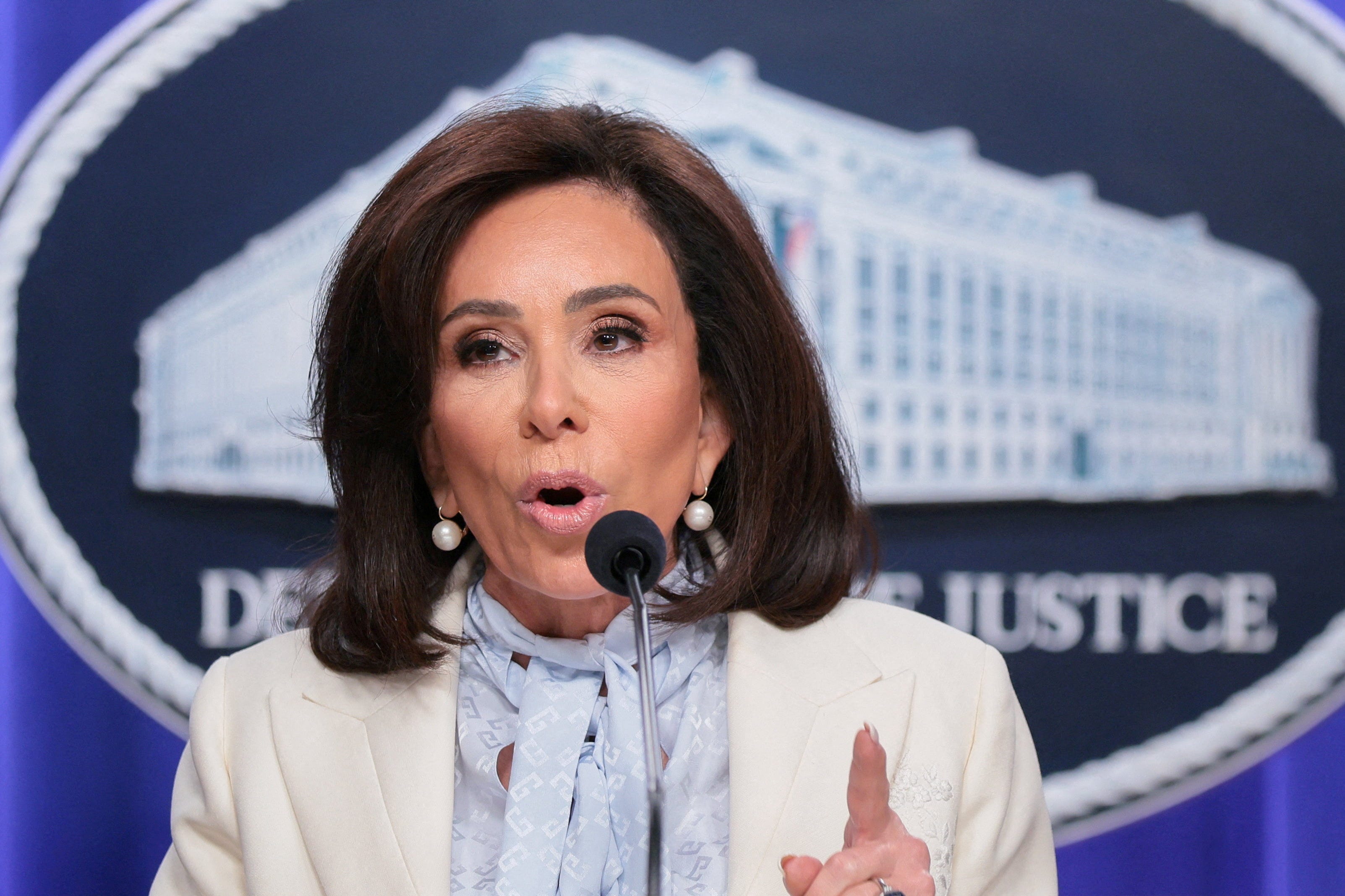 Jeanine Pirro said the bullet that struck the agent who was shot at the White House Correspondents' dinner came from Cole Tomas Allen's gun.
