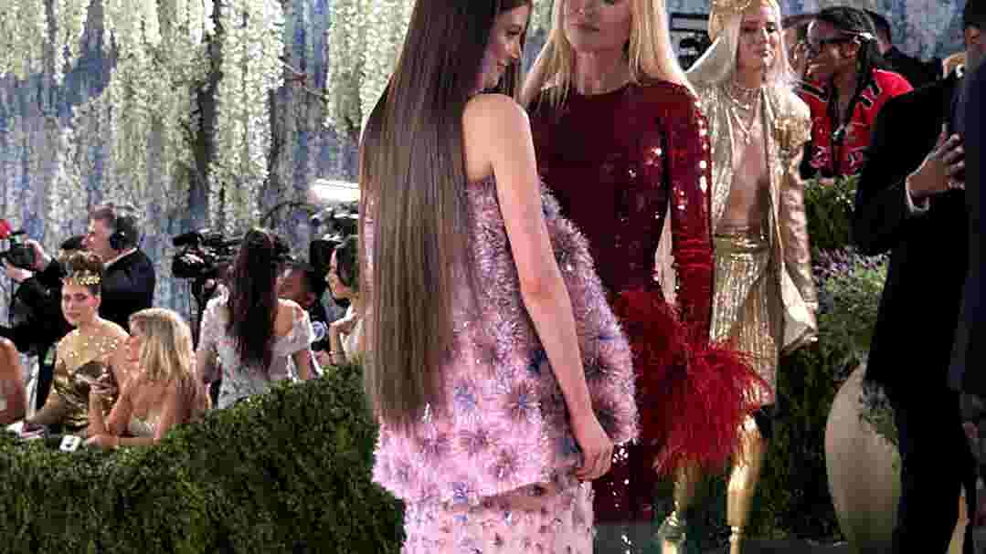 https://www.gannett-cdn.com/authoring/authoring-images/2026/05/04/USAT/89936105007-20260504-ent-met-gala-img-3156-nicole-kidman-2-thumb.jpg?crop=1079,607,x0,y768&quality=10