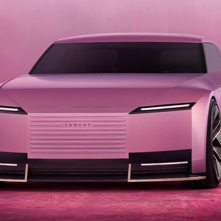 Jaguar Type 00 concept 42