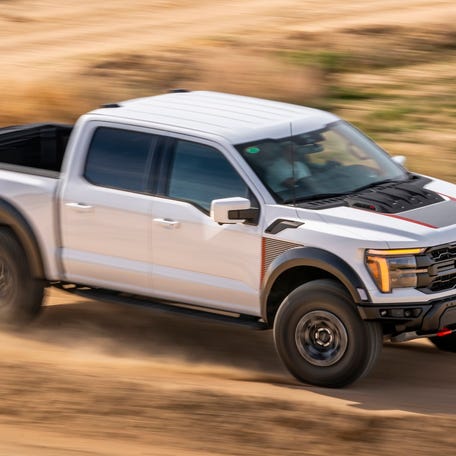 2025 Ford F-150 Raptor R