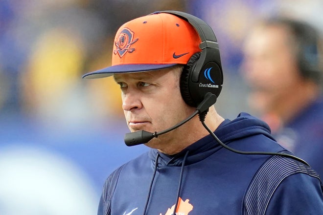 Bronco Mendenhall gets 5-year $6 million contract to lead New Mexico's football team
