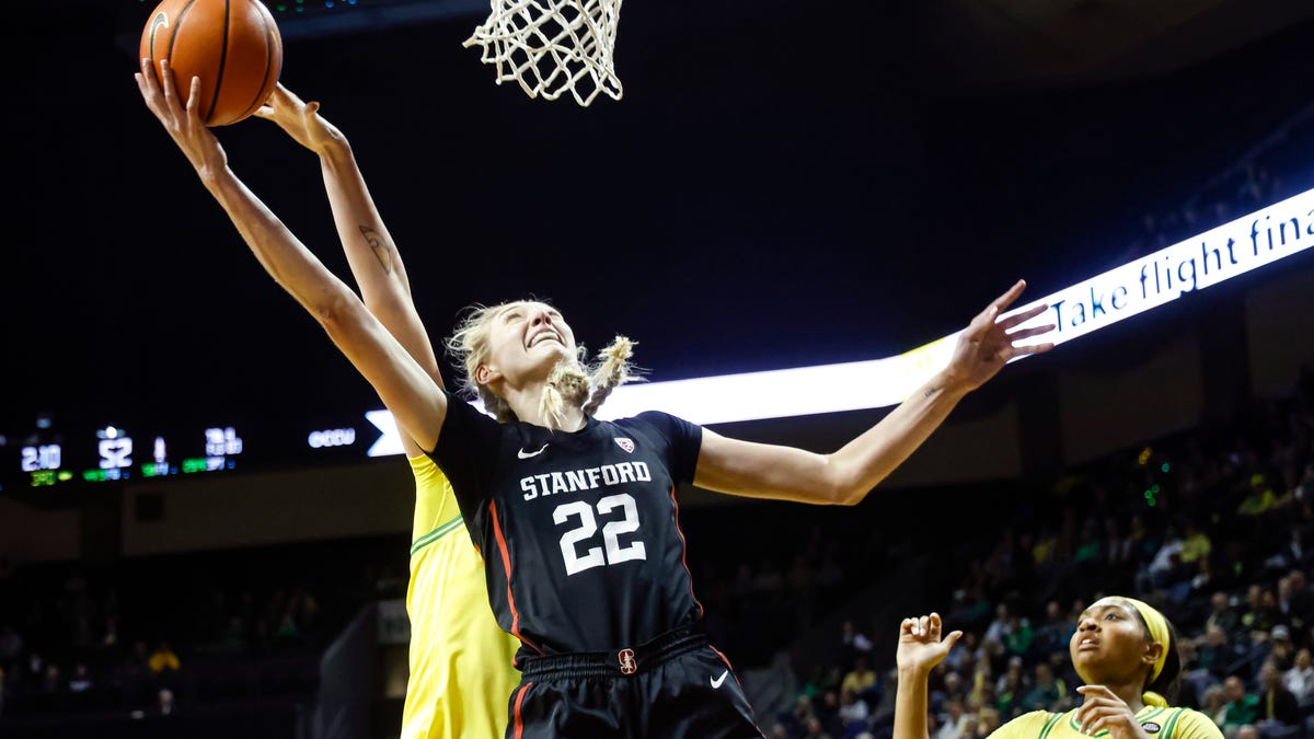 Brink scores 18, No. 4 Stanford sends Oregon down to 13th straight loss, 76-56