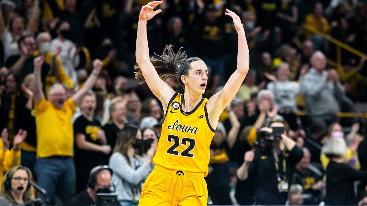 Live updates: Caitlin Clark, Iowa women’s basketball look to bounce back vs. Nebraska