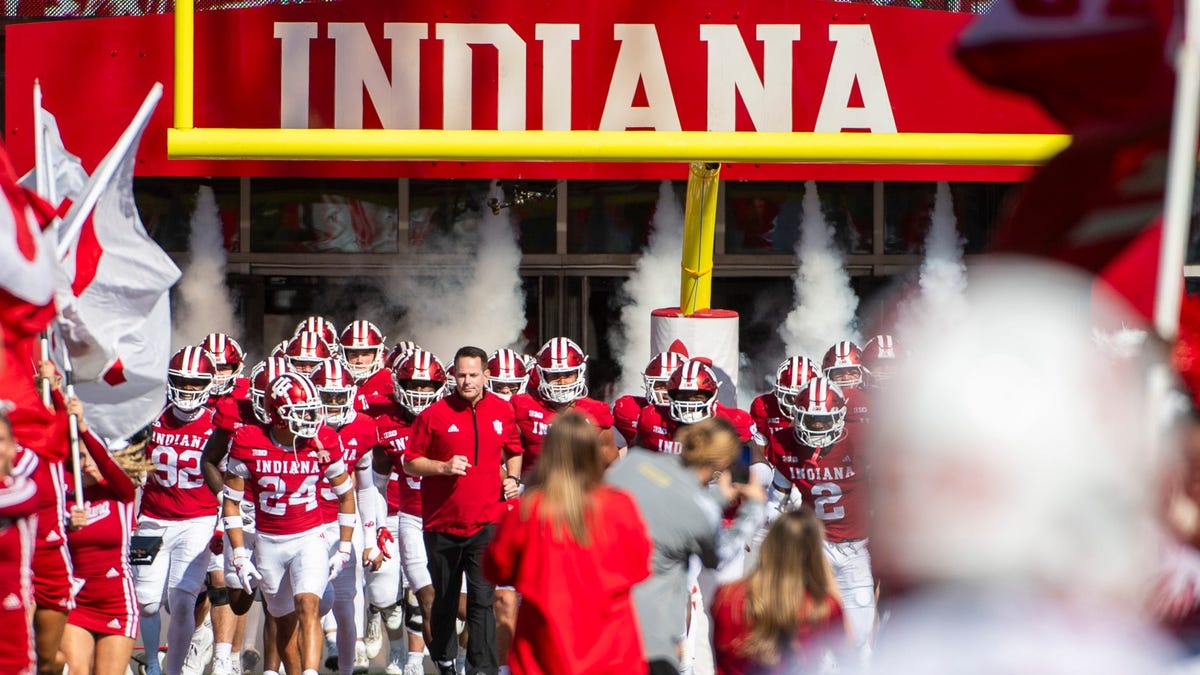 Indiana vs Notre Dame: The football rivalry that wasn’t takes center stage in CFP first round Indiana vs Notre Dame: The football rivalry that wasn’t takes center stage in CFP first round