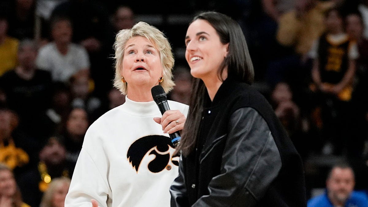 ‘It sold out in 45 minutes.’ Iowa can’t wait to celebrate Caitlin Clark homecoming ‘It sold out in 45 minutes.’ Iowa can’t wait to celebrate Caitlin Clark homecoming