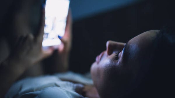 Smartphone night modes don't help people sleep