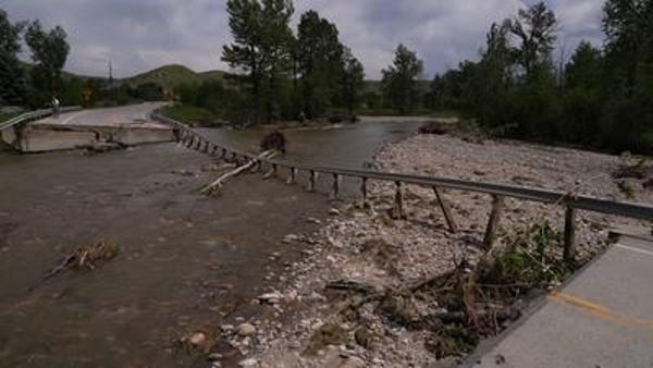 'Bucket list' restaurant owners face flood hurdles