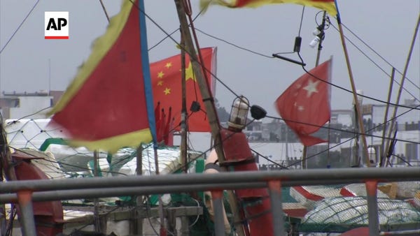US blocks Chinese fleet for mistreating fisherman