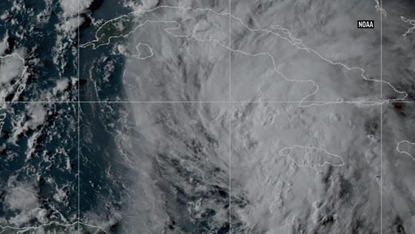 FEMA aiding Gulf Coast as Hurricane Ida closes in