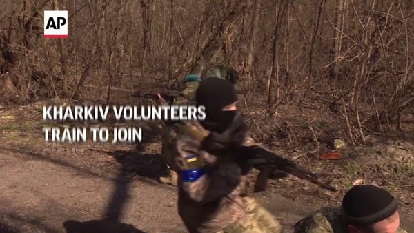 Reservists in Kharkiv train to defend their countr