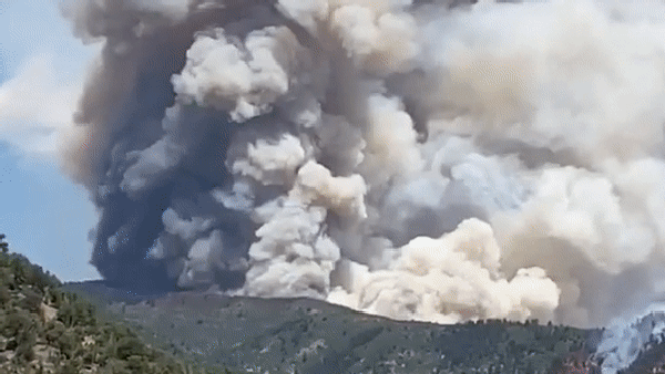 Colorado Grizzly Creek Fire forces evacuations