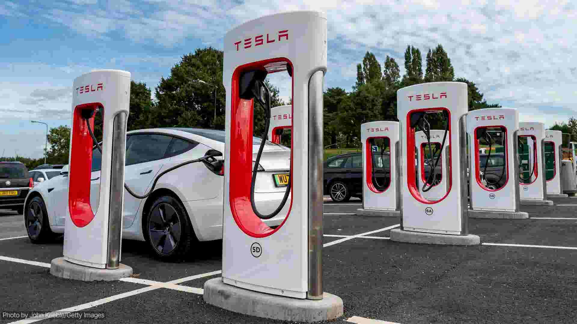 Trump Administration Restarts $5B National EV Charger Funding After Court Ruling