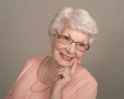 Helen Maxine Case Williams Obituary
