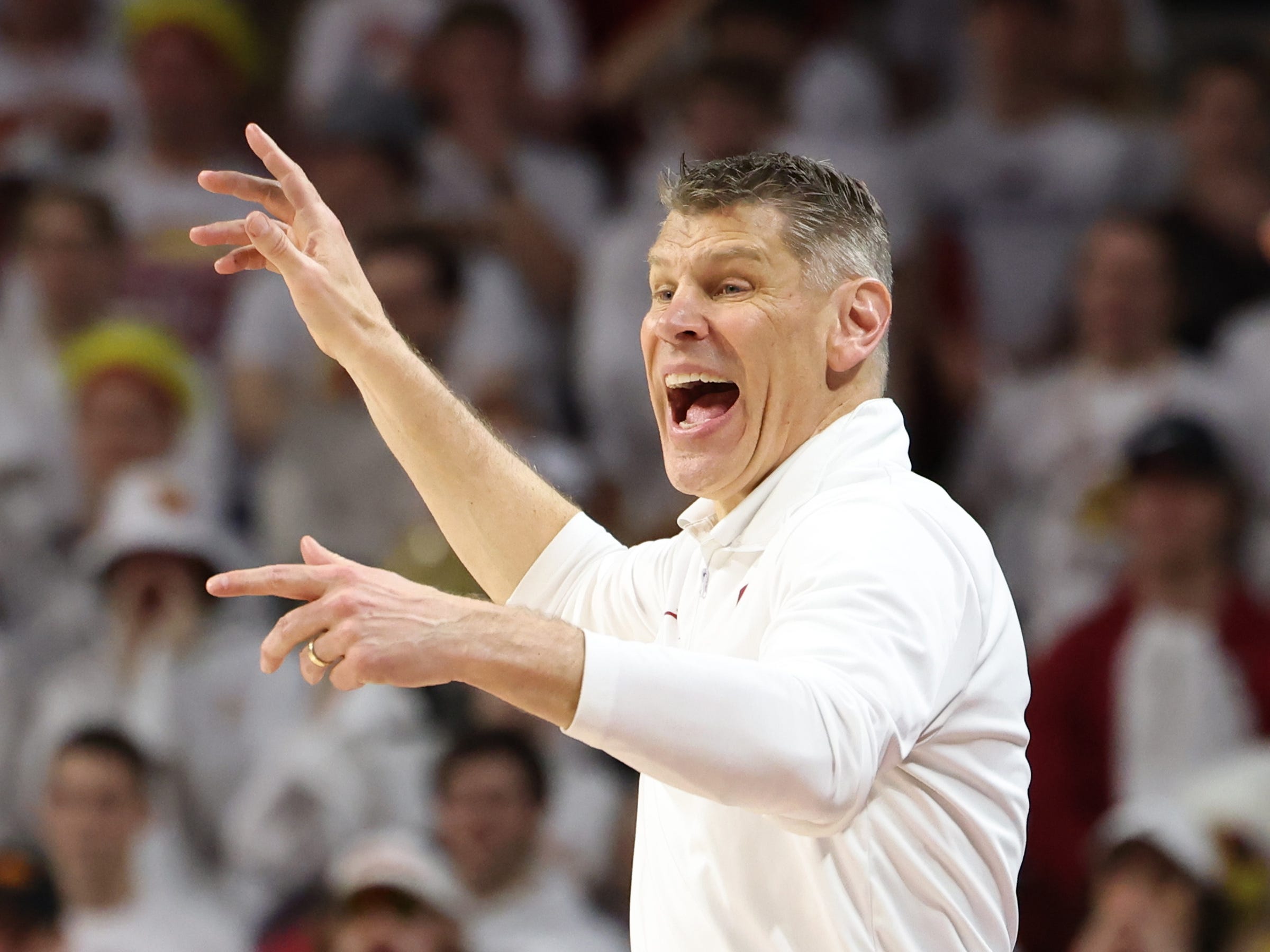 oklahoma-coach-porter-moser-salary-usa-today
